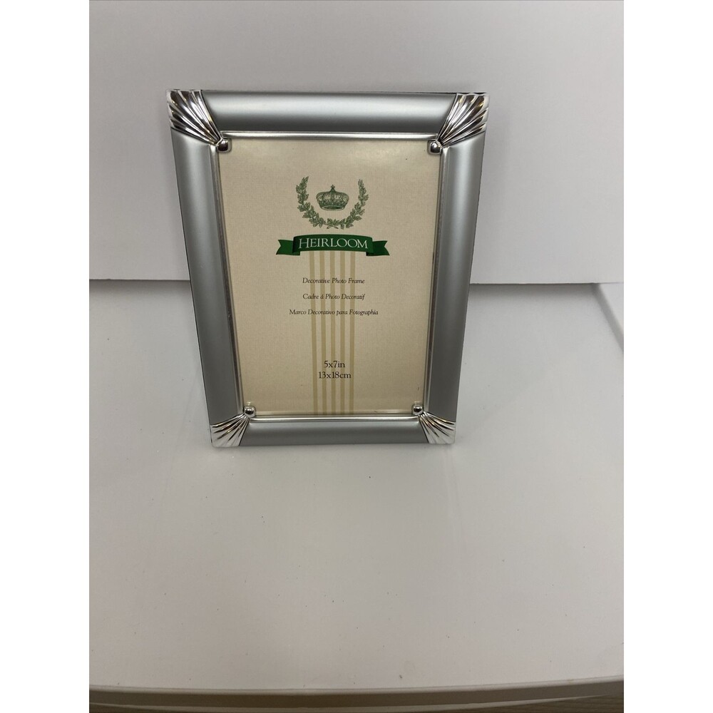 Heirloom 5x7 Silver Photo Frame